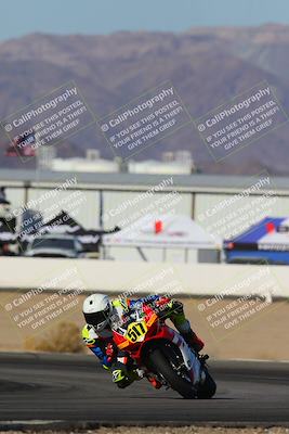 media/Dec-06-2024-CVMA Friday Practice (Fri) [[e1d1c5d4fc]]/4-Group 4 and Trackday/Session 2 (Turn 15)/